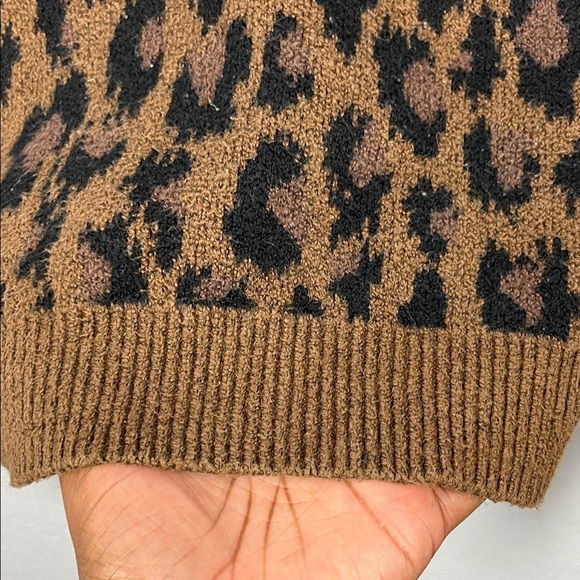 Nordstrom Women’s Brown and Black Leopard Cropped Sweater Crew Neck Sz M Mobwife - Picture 6 of 8